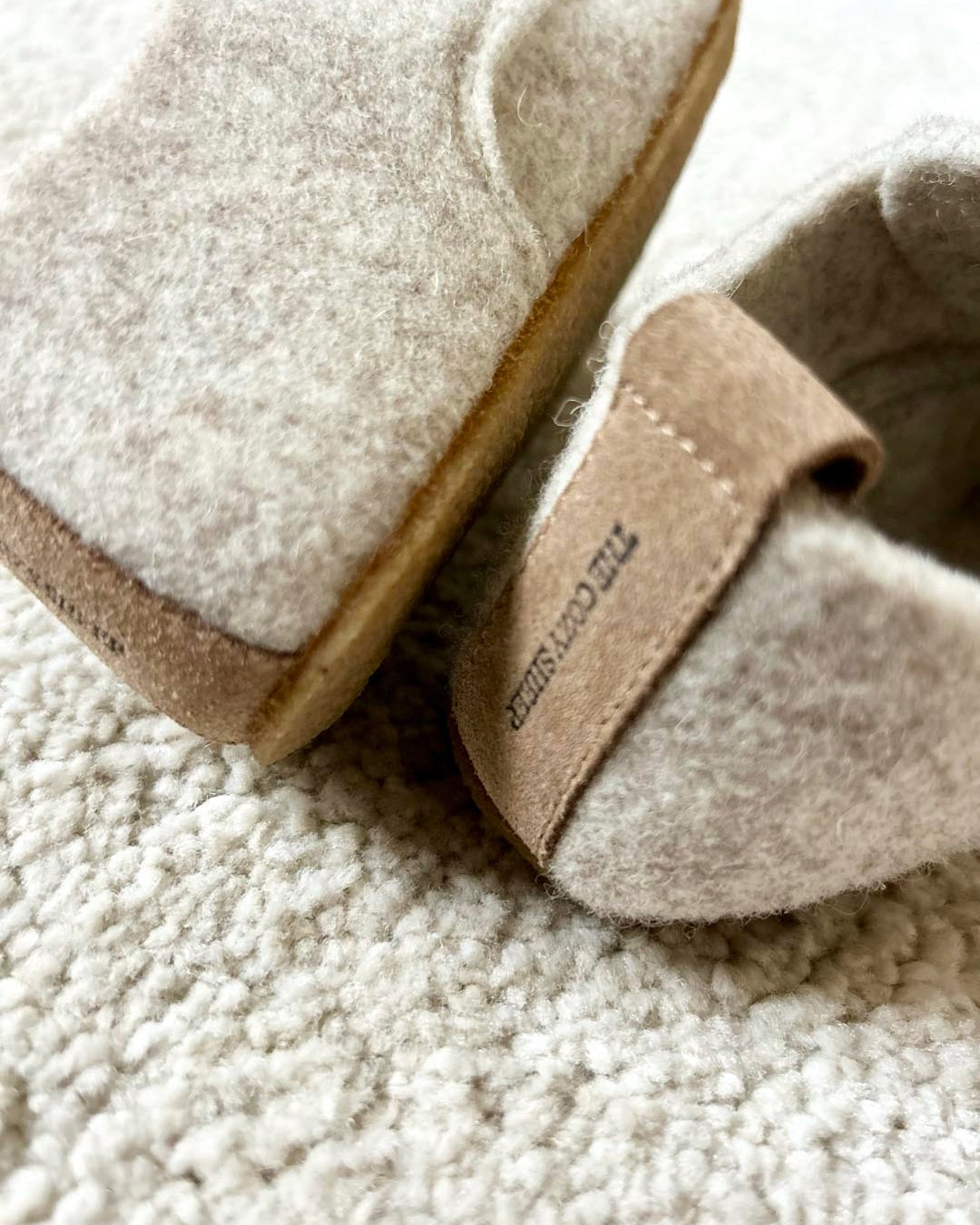 Pantoffeln aus Wollfilz für Kinder – Beige